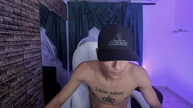 Snapshot of paul_booy chatting on November 7, 2025, 2:38 am paul booy online show from November 7, 2025, 2:38 am