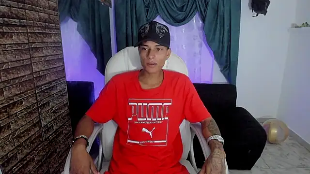 Snapshot of paul_booy chatting on November 12, 2025, 2:59 am paul booy online show from November 12, 2025, 2:59 am