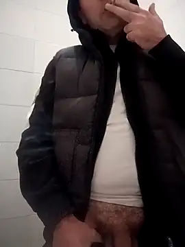 Romaeterna  online show from December 16, 2025, 6:12 pm