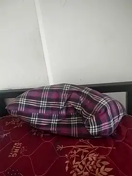 nick2445 online show from October 19, 2025, 8:11 pm