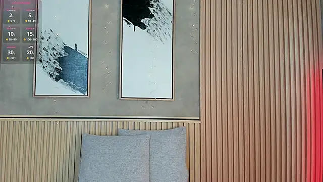 Lily Vale online show from November 23, 2025, 6:51 pm