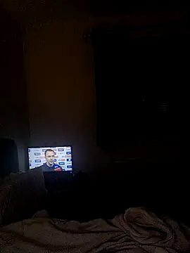 Snapshot of Maya_29x chatting on December 1, 2025, 7:37 pm Maya 29x online show from December 1, 2025, 7:37 pm