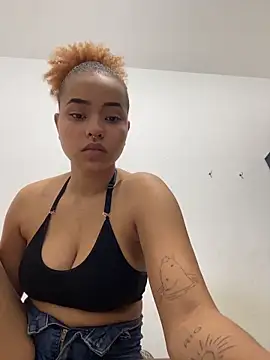 Snapshot of guinness_cp chatting on November 2, 2025, 9:09 pm guinness cp online show from November 2, 2025, 9:09 pm