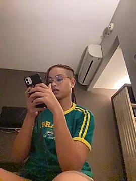 Snapshot of guinness_cp chatting on November 24, 2025, 9:59 pm guinness cp online show from November 24, 2025, 9:59 pm