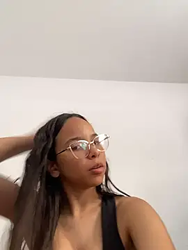 Bab Angel online show from November 29, 2025, 2:39 pm