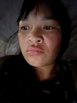 chipu06 online show from November 21, 2025, 11:15 pm