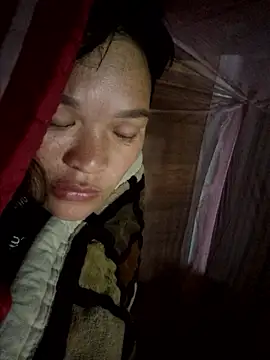 chipu06 online show from November 4, 2025, 2:43 pm