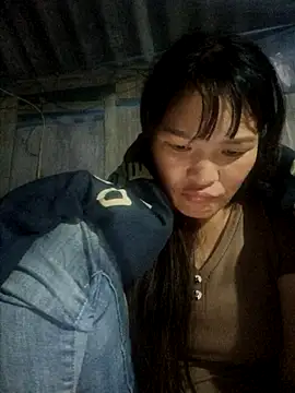 chipu06 online show from November 3, 2025, 1:58 pm