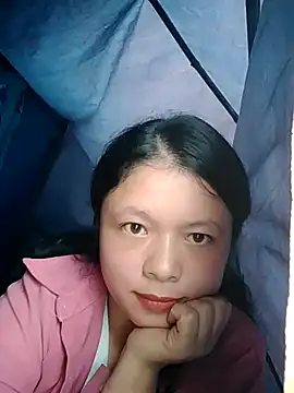 lisa-bae00 online show from October 24, 2025, 10:03 am