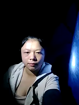 lisa-bae00 online show from October 23, 2025, 9:57 pm