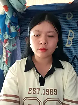 lisa-bae00 online show from March 31, 2026, 1:07 am