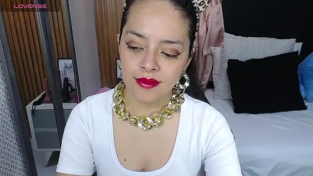 VEROSTONE1 online show from November 6, 2025, 3:10 am