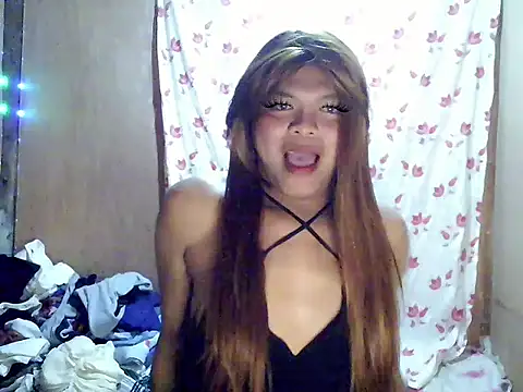 Snapshot of MsDesire5314 chatting on December 16, 2025, 6:12 pm MsDesire5314 online show from December 16, 2025, 6:12 pm