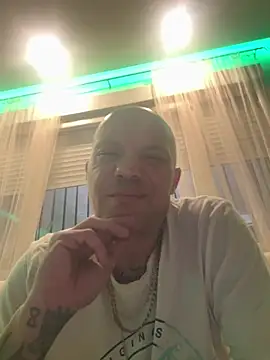 gitanoMad online show from February 18, 2026, 10:39 pm