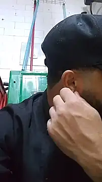 Sfdocom online show from November 11, 2025, 11:09 pm