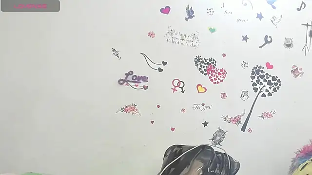 YAILIN 04 online show from June 1, 2026, 6:07 pm