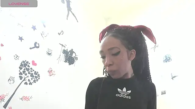 YAILIN 04 online show from April 23, 2026, 5:03 pm