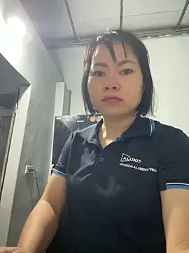 Deer nice online show from November 4, 2025, 10:52 am