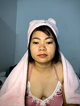 Deer nice online show from November 3, 2025, 3:37 pm