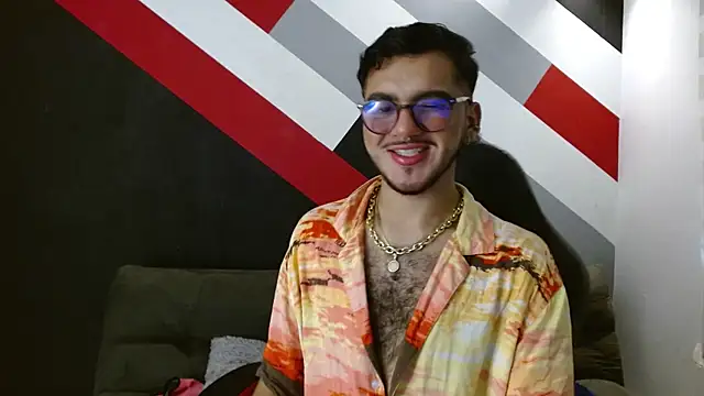 Zac Golden online show from November 17, 2025, 7:07 pm