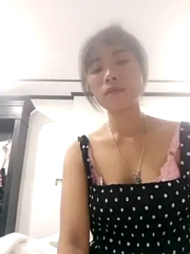 mekaka00 online show from October 26, 2025, 1:55 pm