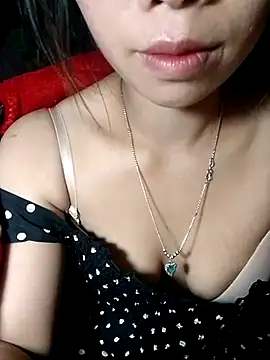 mekaka00 online show from November 29, 2025, 2:17 pm