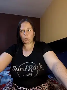 Snapshot of anays_dirtyshow chatting on April 15, 2026, 7:58 pm anays dirtyshow online show from April 15, 2026, 7:58 pm