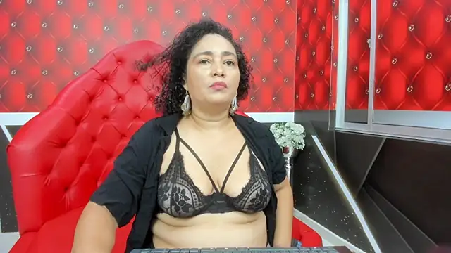 Bianca Millf online show from February 26, 2026, 3:39 am