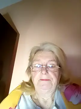 Snapshot of AmyLove353 chatting on February 11, 2026, 5:07 am AmyLove353 online show from February 11, 2026, 5:07 am