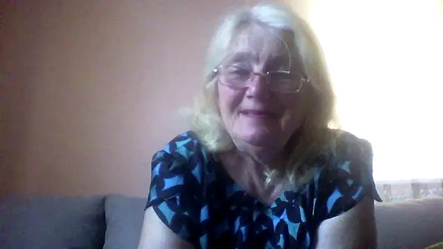 Snapshot of AmyLove353 chatting on May 16, 2026, 3:49 am AmyLove353 online show from May 16, 2026, 3:49 am