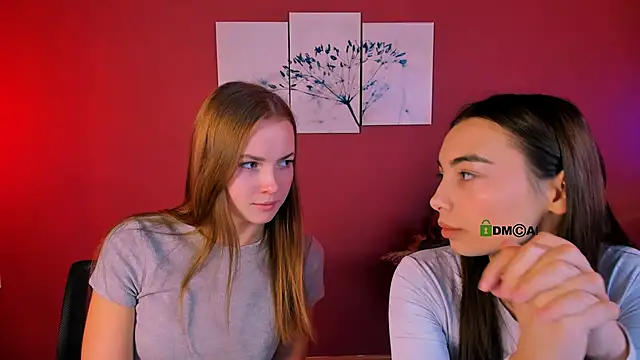 kira light   online show from November 4, 2025, 9:46 am