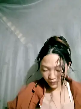 Snapshot of Menu_x chatting on November 10, 2025, 8:52 am Menu x online show from November 10, 2025, 8:52 am