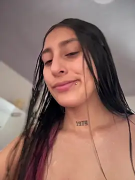 Violeet-Smith online show from March 15, 2026, 5:09 pm