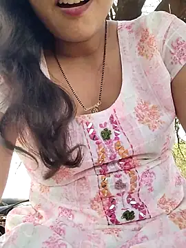 Ankitahot1993 online show from April 5, 2026, 8:32 am