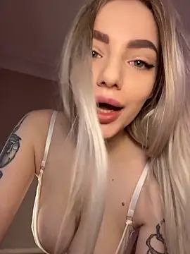 HugeBoobsAlice online show from March 2, 2026, 5:08 am