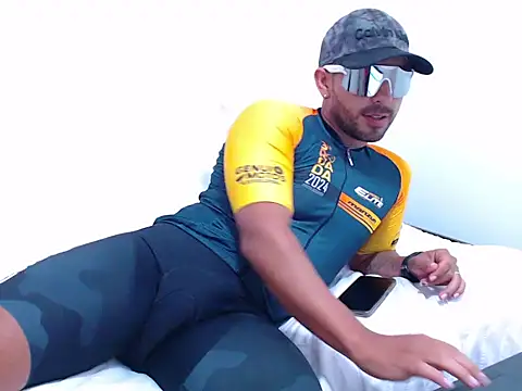 Snapshot of jacob_cyclist chatting on October 31, 2025, 2:13 pm jacob cyclist online show from October 31, 2025, 2:13 pm