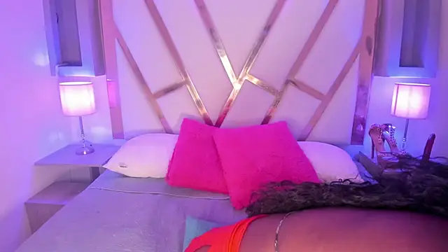 paulina ruiz 777 online show from November 7, 2025, 8:57 pm