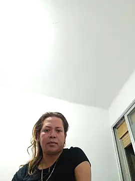 Eimy2025 online show from October 20, 2025, 6:30 pm