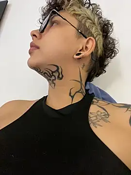 Snapshot of Abby_Evanns1 chatting on November 15, 2025, 3:38 pm Abby Evanns1 online show from November 15, 2025, 3:38 pm