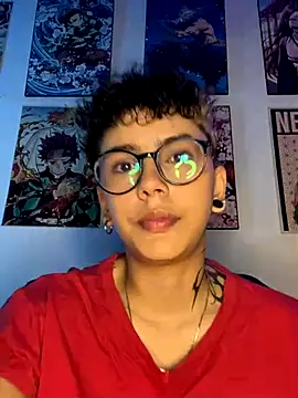 Snapshot of Abby_Evanns1 chatting on October 22, 2025, 12:32 am Abby Evanns1 online show from October 22, 2025, 12:32 am