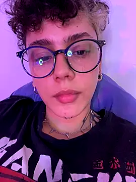 Snapshot of Abby_Evanns1 chatting on November 16, 2025, 3:44 am Abby Evanns1 online show from November 16, 2025, 3:44 am