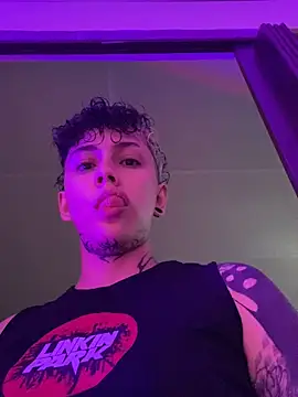 Snapshot of Abby_Evanns1 chatting on November 22, 2025, 3:05 am Abby Evanns1 online show from November 22, 2025, 3:05 am