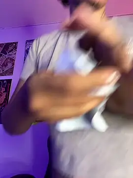 Abby Evanns1 online show from March 21, 2026, 2:32 pm