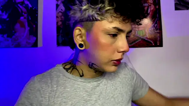 Snapshot of Abby_Evanns1 chatting on November 30, 2025, 6:19 pm Abby Evanns1 online show from November 30, 2025, 6:19 pm