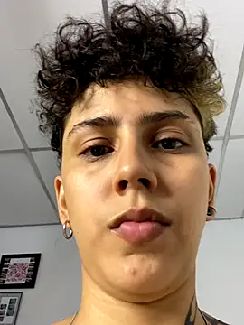 Snapshot of Abby_Evanns1 chatting on October 24, 2025, 8:19 pm Abby Evanns1 online show from October 24, 2025, 8:19 pm