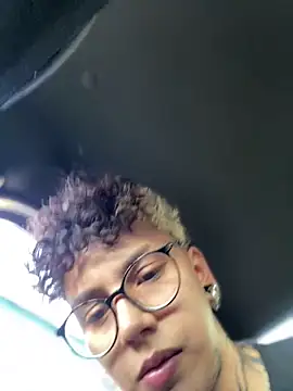 Snapshot of Abby_Evanns1 chatting on November 22, 2025, 9:02 pm Abby Evanns1 online show from November 22, 2025, 9:02 pm