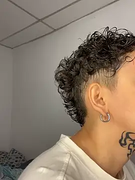 Snapshot of Abby_Evanns1 chatting on November 12, 2025, 1:54 am Abby Evanns1 online show from November 12, 2025, 1:54 am