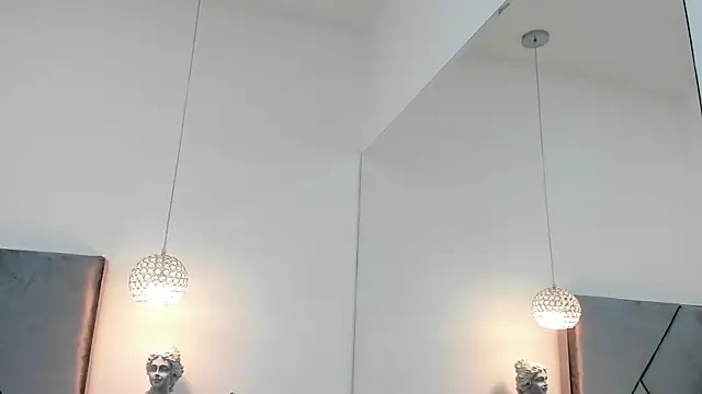 SofiaCavalli online show from November 16, 2025, 11:15 am