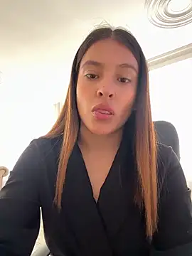 Snapshot of Talia_Bonet chatting on June 10, 2026, 1:23 pm Talia Bonet online show from June 10, 2026, 1:23 pm