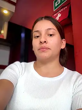 Talia Bonet online show from December 3, 2025, 3:11 pm